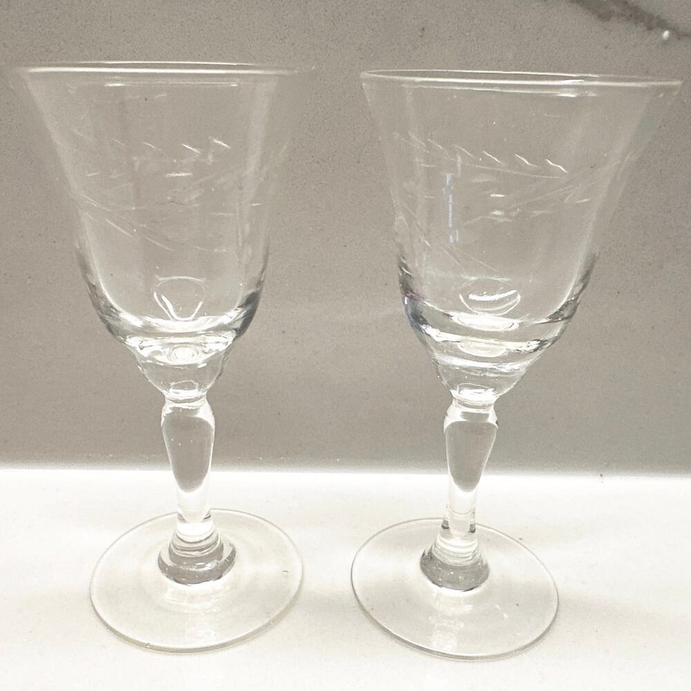 Set of 2 Vintage Etched Sherry Cordial Glasses MCM